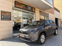 Usado Toyota Yaris Cross Style 116 CV (85 kW) 2023 Gris / plata SUV