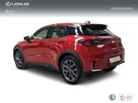Usado Lexus LBX 136 CV (100 kW) 2025 Rojo SUV