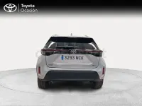 Usado Toyota Yaris Cross Active 116 CV (85 kW) 2025 Gris / plata SUV