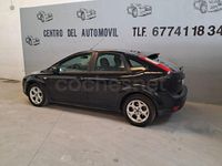 Usado Ford Focus Ghia 115 CV (84 kW) 2006 Negro Berlina