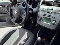 Usado Seat Altea Reference 125 CV (91 kW) 2008 Negro Monovolumen