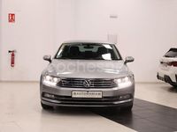 Usado VW Passat R-line 150 CV (110 kW) 2018 Gris / plata Berlina