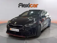 Usado Kia ProCeed GT-Line 140 CV (102 kW) 2019 Negro Familiar