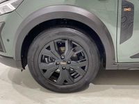 Usado Dacia Sandero Extreme 110 CV (80 kW) 2024 Verde Berlina