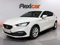 Usado Seat Leon Style 116 CV (85 kW) 2025 Blanco Familiar