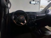 usado Toyota HiLux pickup 2.4 D-4D Cabina Doble GX