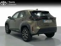 Usado Toyota Yaris Cross Active 116 CV (85 kW) 2023 Marrón SUV