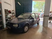 Usado VW Golf IV Conceptline 75 CV (55 kW) 2002 Azul Berlina
