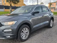 Usado VW T-Roc Sportline 150 CV (110 kW) 2018 Gris / plata SUV