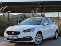 Usado Seat Leon Style 150 CV (110 kW) 2022 Blanco Familiar