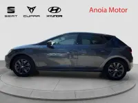 Usado Seat Leon Style 116 CV (85 kW) 2019 Gris Berlina