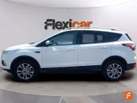 Usado Ford Kuga Trend 150 CV (110 kW) 2017 Blanco SUV