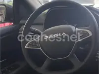 Nuevo Dacia Sandero Journey 101 CV (74 kW) 2025 Gris / plata Berlina