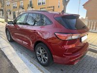 Usado Ford Kuga ST-Line 150 CV (110 kW) 2021 Granate SUV