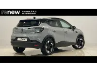 Usado Renault Captur Techno 100 CV (73 kW) 2025 Gris / plata SUV