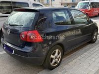 Usado VW Golf IV Trendline 115 CV (84 kW) 2005 Azul Berlina