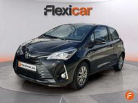 Usado Toyota Yaris Active 111 CV (81 kW) 2017 Negro Berlina