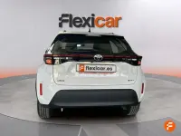 Usado Toyota Yaris Cross Active 130 CV (95 kW) 2026 Blanco SUV