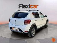 Usado Dacia Sandero Comfort 90 CV (66 kW) 2020 Blanco Utilitario