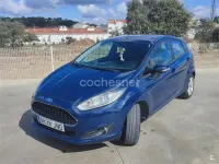 Usado Ford Fiesta Trend 60 CV (44 kW) 2016 Azul Utilitario