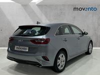 Usado Kia Ceed 136 CV (100 kW) 2023 Gris Utilitario