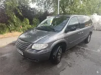 Usado Chrysler Grand Voyager 150 CV (110 kW) 2005 Gris / plata Monovolumen