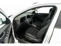 Usado Kia e-Niro 150 kW (204 CV) 2024 Blanco SUV