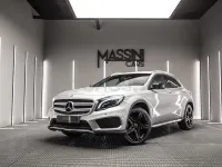 Usado Mercedes GLA200 AMG line 136 CV (100 kW) 2015 Gris / plata SUV