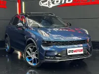 Usado Lynk & Co 01 261 CV (191 kW) 2023 Azul SUV