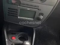 Usado Seat Leon Sport 102 CV (75 kW) 2007 Gris / plata Utilitario