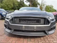 Usado Ford Mustang Fastback 290 CV (213 kW) 2018 Gris / plata Coupe