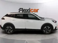 Usado Peugeot 2008 Allure 101 CV (74 kW) 2022 Blanco SUV