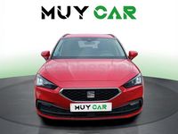 Usado Seat Leon Style 115 CV (84 kW) 2022 Rojo Familiar