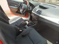 Usado Renault Mégane Dynamique 130 CV (95 kW) 2010 Rojo Berlina