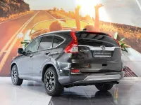 Usado Honda CR-V Elegance 120 CV (88 kW) 2017 Gris / plata SUV