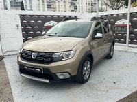Usado Dacia Sandero Comfort 95 CV (69 kW) 2020 Marrón Berlina