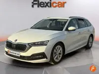 Occasion Skoda Octavia Ambition 115 PK (84 kW) 2023 Wit Stationwagen
