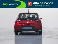 Usado Hyundai i20 84 CV (61 kW) 2023 Rojo Utilitario