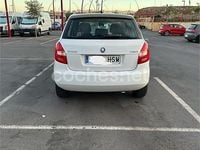 Usado Skoda Fabia 69 CV (50 kW) 2013 Blanco Berlina