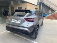 Usado Nissan Juke Acenta 114 CV (83 kW) 2023 Gris SUV