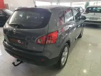 Usado Nissan Qashqai Tekna 106 CV (77 kW) 2008 Gris / plata SUV
