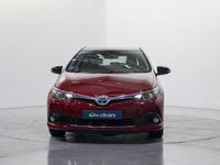 Usado Toyota Auris Hybrid Active 136 CV (100 kW) 2016 Rojo Berlina