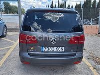 Usado VW Touran Sport 140 CV (102 kW) 2011 Gris / plata Monovolumen