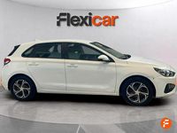Usado Hyundai i30 116 CV (85 kW) 2021 Blanco Familiar