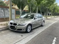 Usado BMW 318 143 CV (105 kW) 2010 Beige Berlina