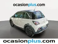 Usado Opel Adam Rocks 116 CV (85 kW) 2014 Blanco Utilitario