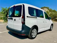 Usado VW Caddy 122 CV (89 kW) 2021 Blanco Monovolumen