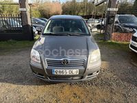 Usado Toyota Avensis Sol 116 CV (85 kW) 2005 Gris / plata Berlina