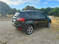 Usado Ford Kuga Titanium 136 CV (100 kW) 2008 Negro SUV