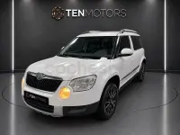 Usado Skoda Yeti 105 CV (77 kW) 2013 Blanco SUV